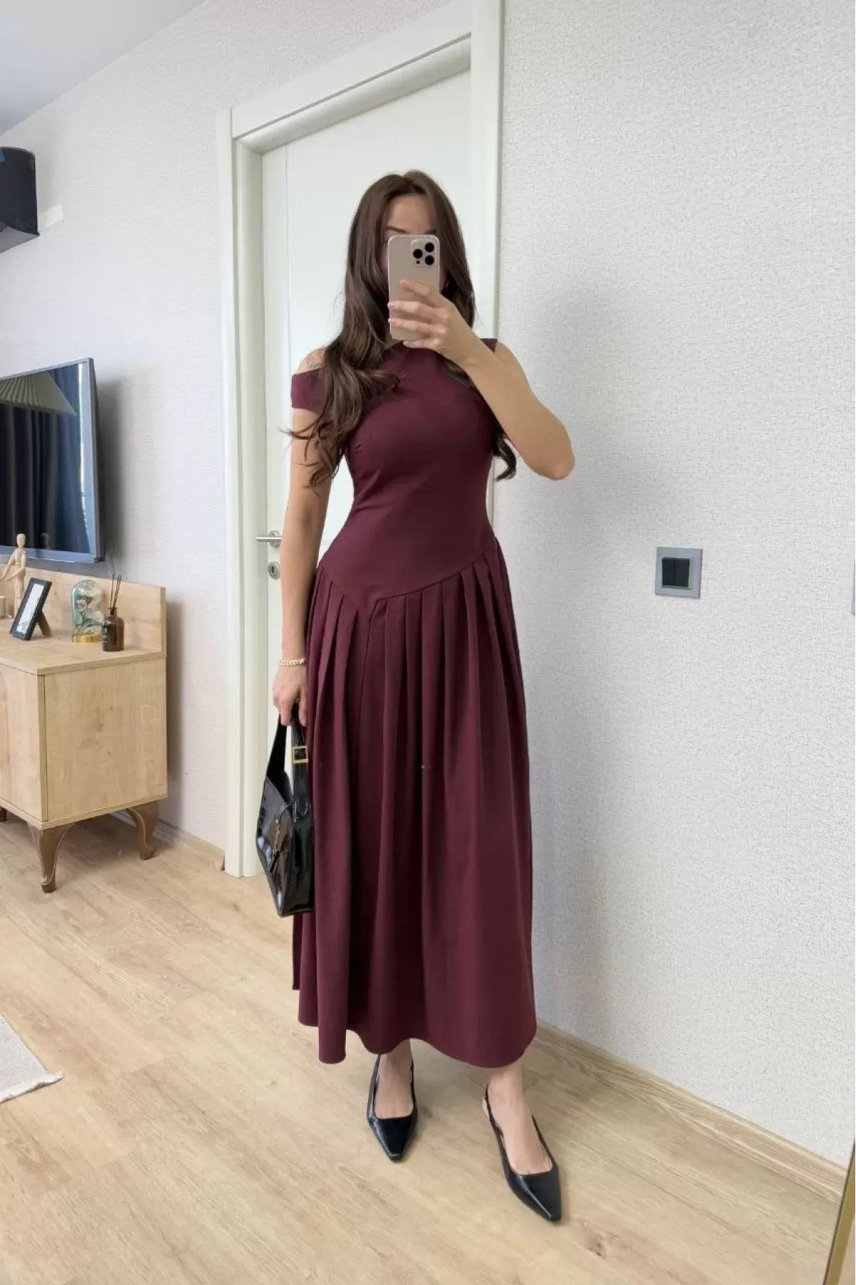 Amélie Asimetrik Yakalı Drapeli Bordo Maxi Elbise