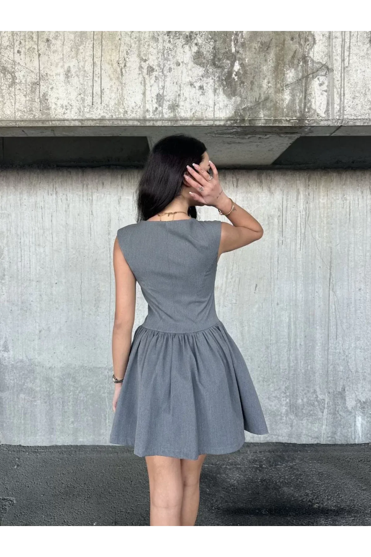 Elvéra Likralı Kumaş Fit Kesim Mini Elbise