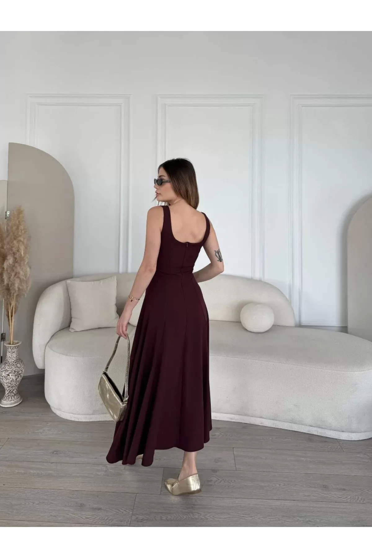 Cérianne Krep Kumaş Sırt Dekolteli Midi Elbise
