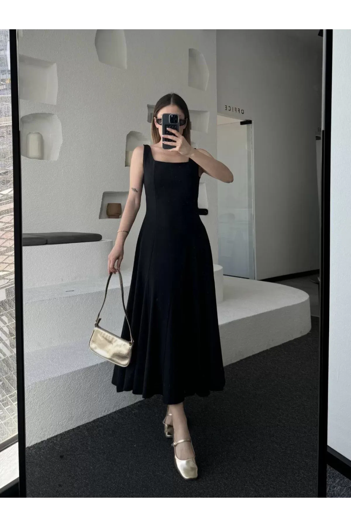 Cérianne Krep Kumaş Sırt Dekolteli Midi Elbise