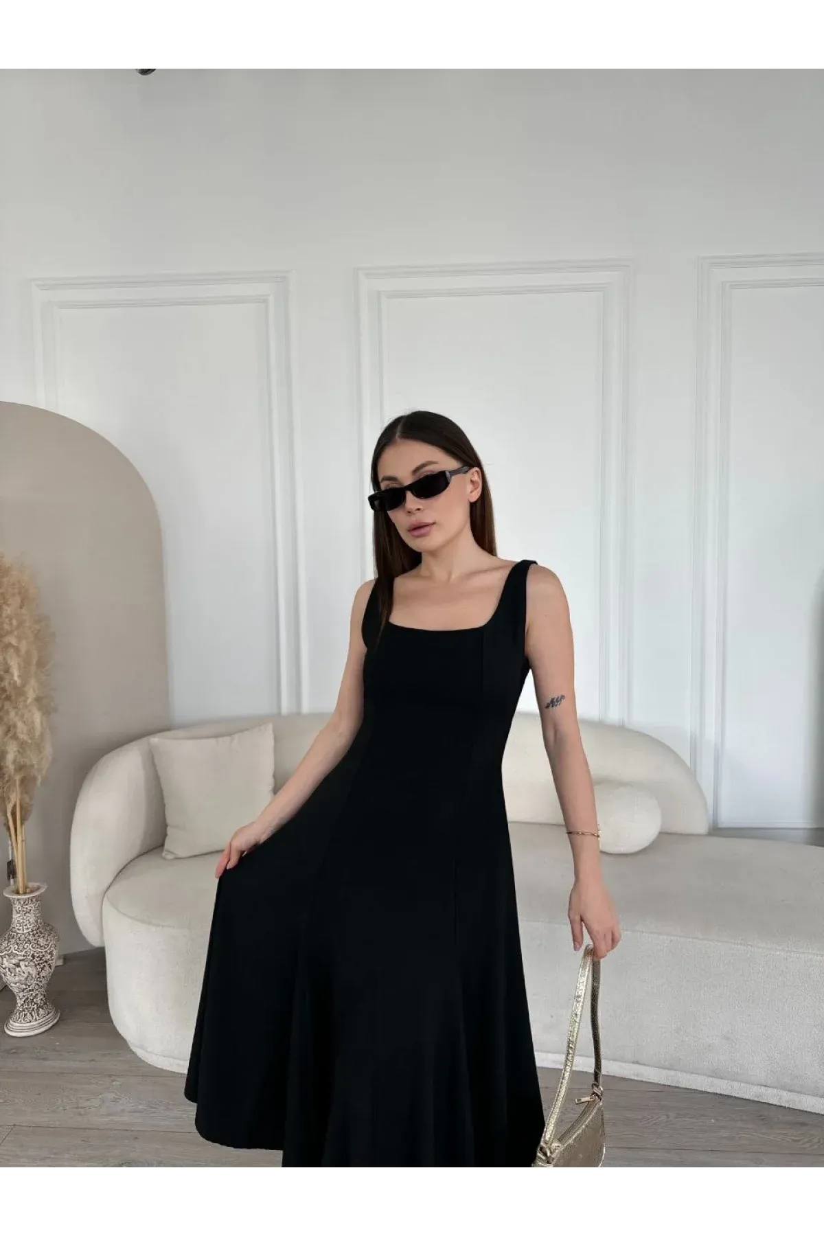 Cérianne Krep Kumaş Sırt Dekolteli Midi Elbise